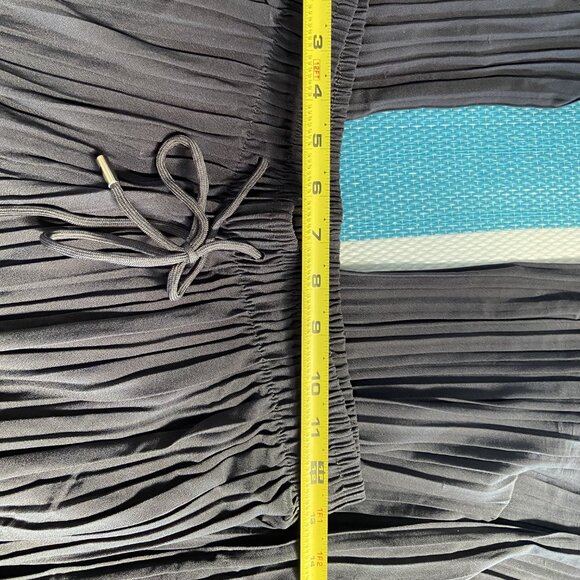 Grey Pleated Drawstring Pants - Picture 3 of 7